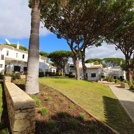Sleeps 6 T607838 * Vale do Lobo