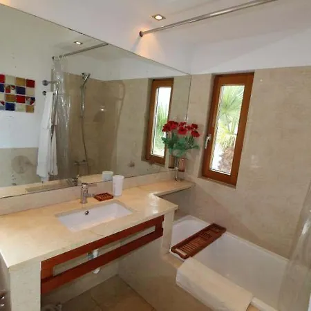 Sleeps 6 T607838 فيلة *